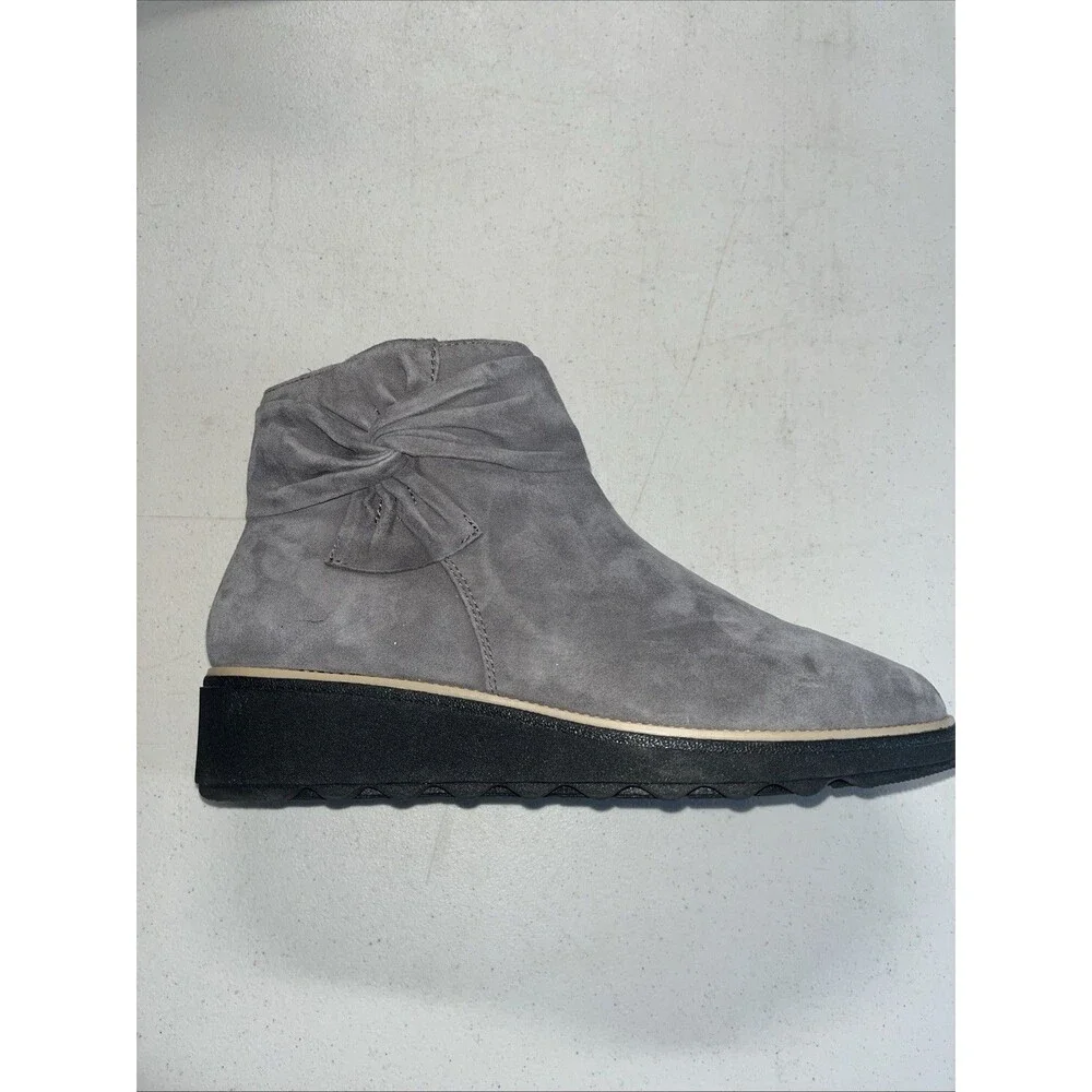 Clarks Sharon Salon Womens Suede Side Zip Wedge Ankle Boots Booties Size 10 nwo